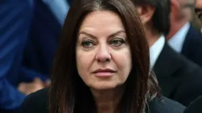 Sube la presión por las universidades y el Gobierno exige que no se frenen las clases