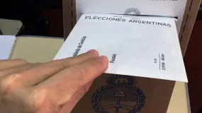 El Gobierno acelera una jugada clave para cambiar las PASO y reordenar la política