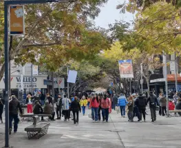 El centro de San Juan explotó de gente por la previa del Día del Padre