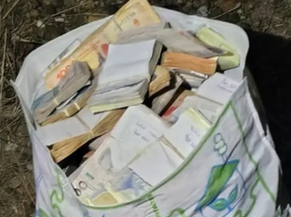 Asaltaron a un camionero en Chubut, lo hirieron y se llevaron una fortuna