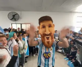 La Escuela Villarino se prendió al clima de la Selección y recibió al Messi sanjuanino