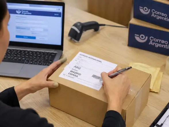 ARCA habilitó a las pymes a exportar por correo con un trámite simplificado