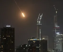 ¡FUEGO CRUZADO! Irán le tiró más de 150 misiles a Israel tras ataque mortal en Tel Aviv