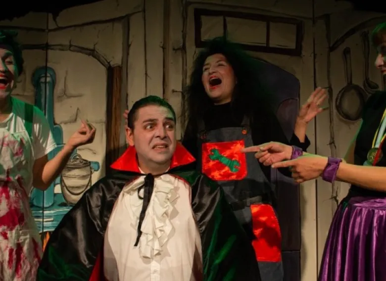 "La casa de las hermanas sulfurosas": una comedia con magia, brujas y Drácula para disfrutar en familia