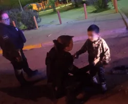 Conmoción en Pocito: hallaron a un nene de 3 años solo en la calle y a su hermano de 10 abandonado en su casa