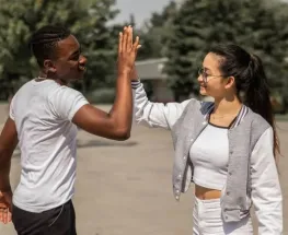 ¿"Buen día" o "buenos días"? La RAE aclaró cuál es correcto