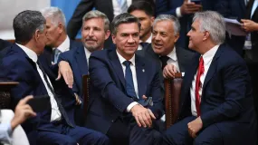 Milei afloja la billetera y busca sumar a los gobernadores para destrabar las reformas