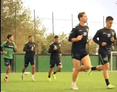 Schiaparelli guarda la formación y mete un solo cambio para visitar a Midland