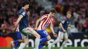 Julián Álvarez salió con una molestia y encendió las alarmas pensando en el Mundial