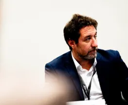 La investigación sobre Sur Finanzas mete de lleno a un dirigente del tenis y a exmando de Banfield