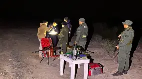 Caucete: los encontraron tirando con fusiles y les secuestraron un arsenal de municiones