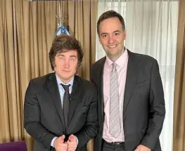 Milei no despidió a Adorni y se refugió en los reposts de Karina y Bullrich