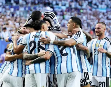 La Selección sufrió hasta el final, pero sacó boleto a octavos