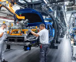 La fabricación de vehículos arrancó el año con fuerte retroceso