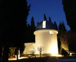 El Observatorio Félix Aguilar probará una luz especial en Chimbas y empuja una ley para cuidar el cielo sanjuanino